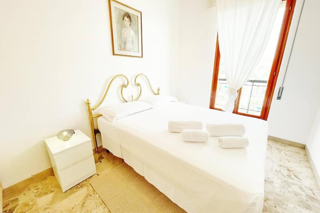 [SUITE DE AMICIS] Vista mare e relax Sanremo Esterno foto